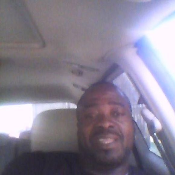 Meet your Posher, Compton - Picture 1 of 1